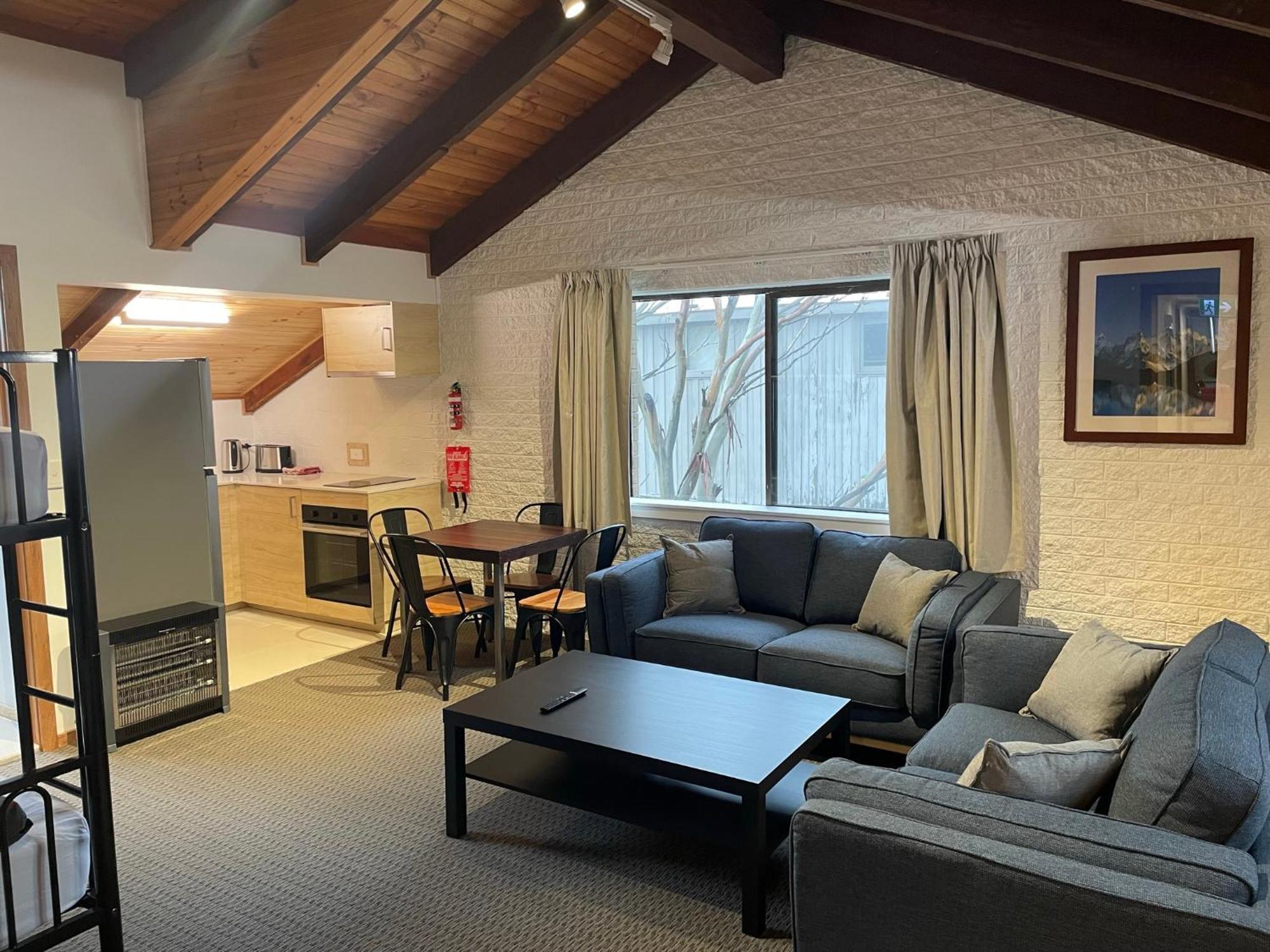 Alpine Retreat Mt Buller Hotel Mount Buller Ngoại thất bức ảnh